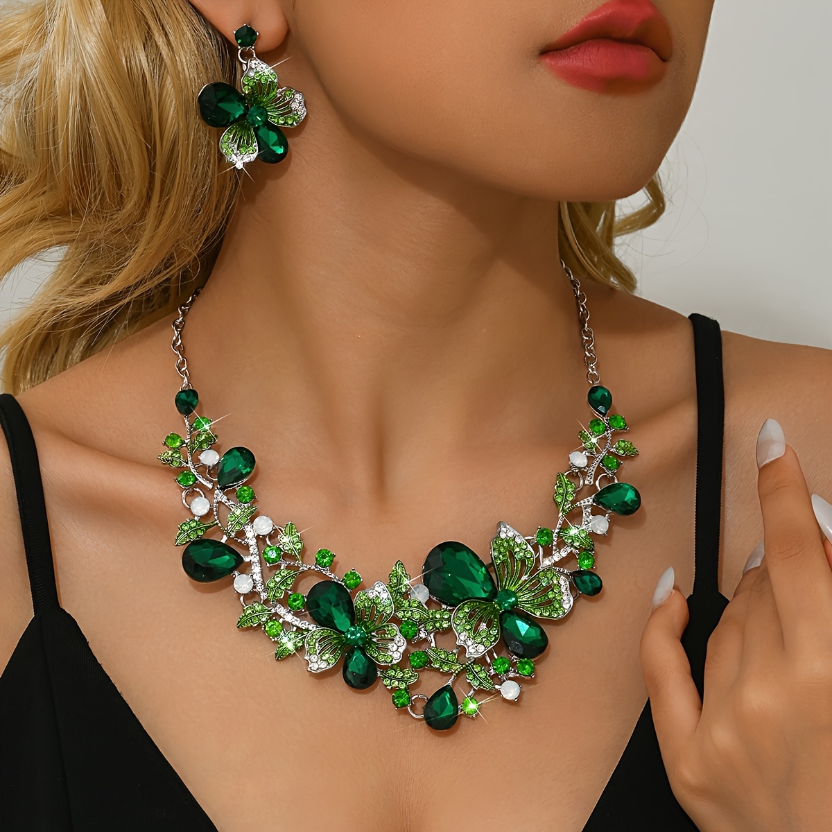 Floral Fashion Women's Statement Necklace & Earrings Set
